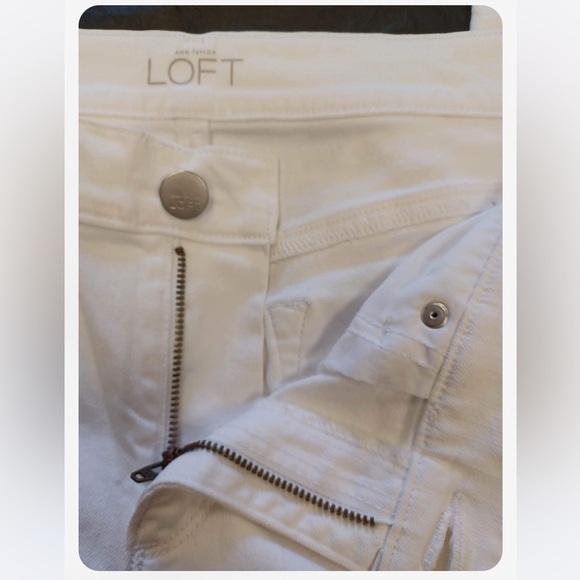 Ann Taylor Loft White Modern Straight Jeans Size 28/6 - Picture 8 of 8